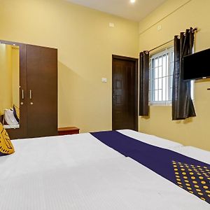 Spot On Kayal Residency